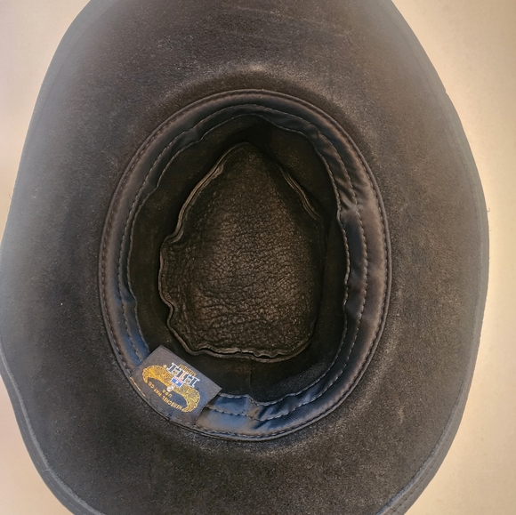 Leather Hat - Picture 5 of 7